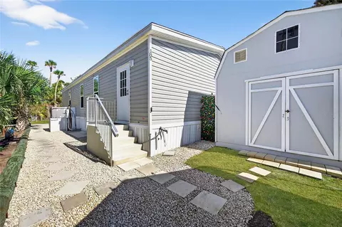 Exterior - 185 Coleman St, Edgewater, FL 32141 photo 2 of 6