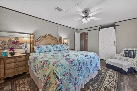 Bedroom - 185 Coleman St, Edgewater, FL 32141 photo 4 of 9