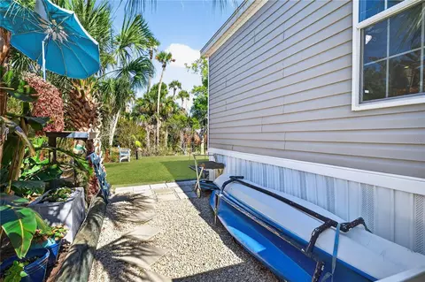 Exterior - 185 Coleman St, Edgewater, FL 32141 photo 6 of 6