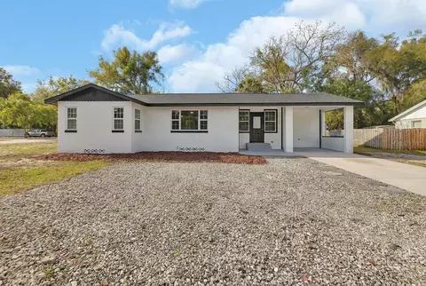 218 Lucerne Dr, Debary, FL 32713
