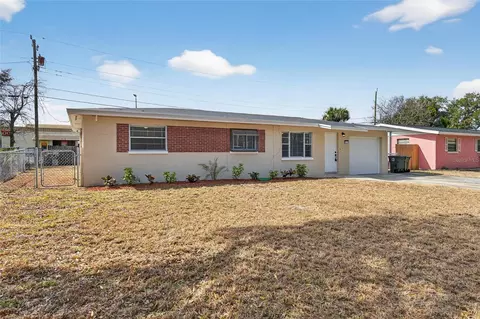828 White Ct, Daytona Beach, FL 32117
