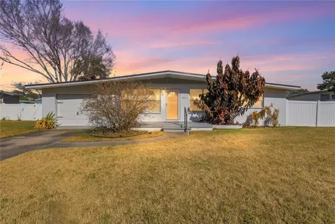 2051 Green St, South Daytona, FL 32119