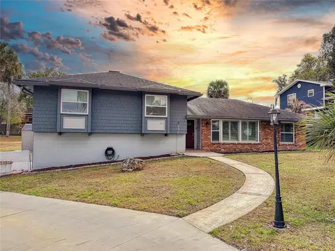 303 Hermits Trl, Altamonte Springs, FL 32701
