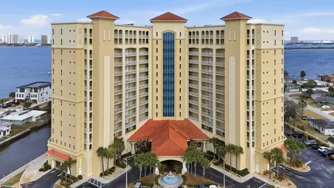 2801 S Ridgewood Ave #1504, South Daytona, FL 32119