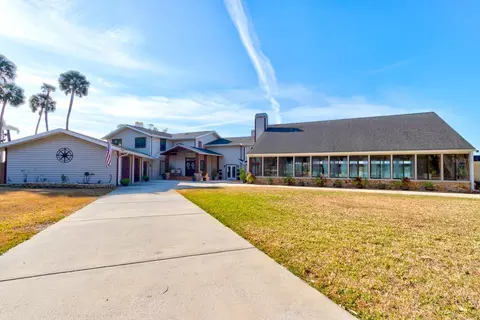 1480 Lakeview Dr, Deland, FL 32720