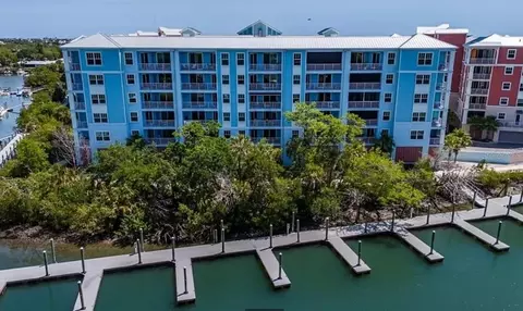 3 Riverwalk Dr #404, New Smyrna Beach, FL 32169