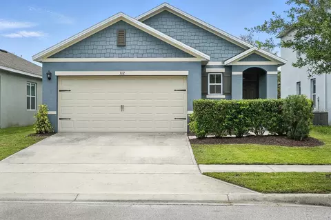312 Charles Dr, Deland, FL 32724