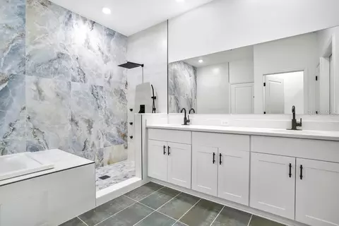 Bath - 3295 Arch Ave, Ormond Beach, FL 32174 photo 5 of 11