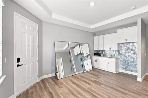 Entry Way - 3295 Arch Ave, Ormond Beach, FL 32174 photo 5 of 6