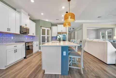Kitchen - 3295 Arch Ave, Ormond Beach, FL 32174 photo 7 of 8