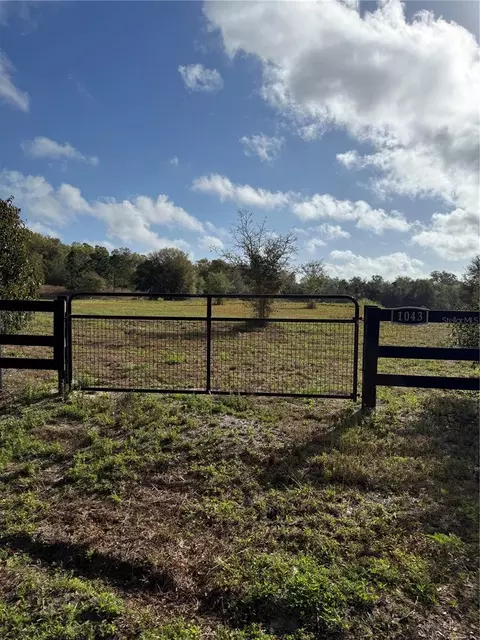 1043 Hazen Rd, Deland, FL 32720