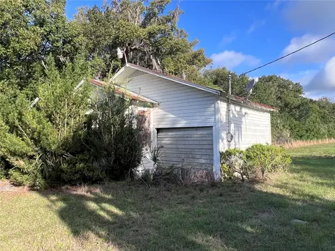 180 E 3rd Ave, Pierson, FL 32180 photo 4