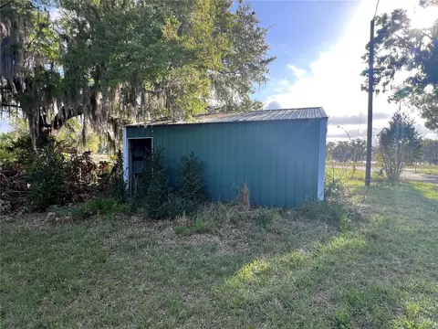 180 E 3rd Ave, Pierson, FL 32180 photo 3