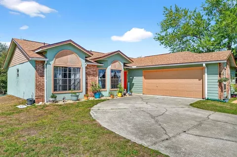 3044 Yorkshire Dr, Deltona, FL 32738