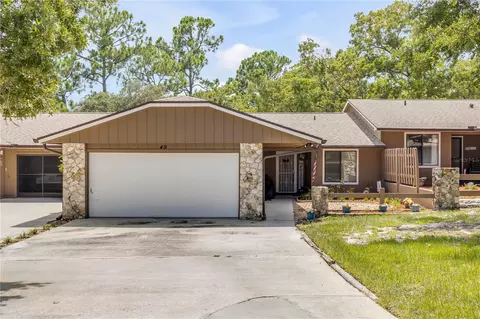 49 Crooked Pine Rd, Port Orange, FL 32128