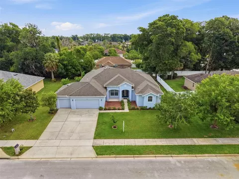 705 Ostrich Fern Ln, Deland, FL 32720