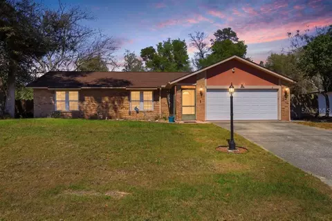 2800 Foxdale Dr, Deltona, FL 32738