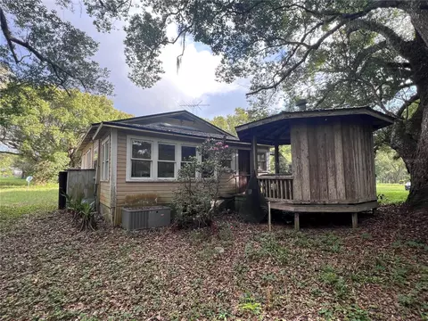 Exterior - 177 E 3rd Ave, Pierson, FL 32180 photo 2 of 5