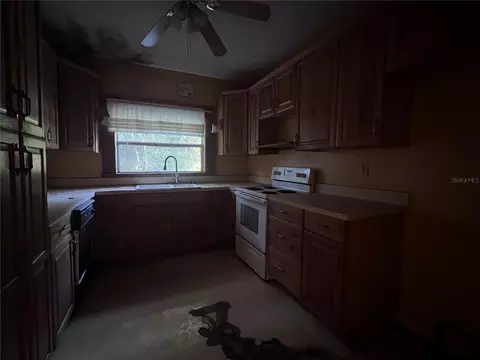 Kitchen - 177 E 3rd Ave, Pierson, FL 32180 photo 1 of 1
