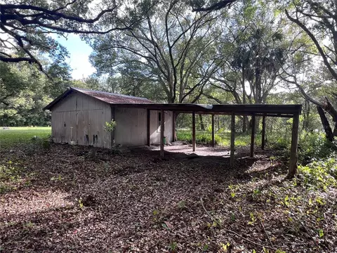Exterior - 177 E 3rd Ave, Pierson, FL 32180 photo 4 of 5