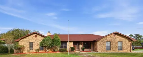 432 N Pine Meadow Dr, Debary, FL 32713