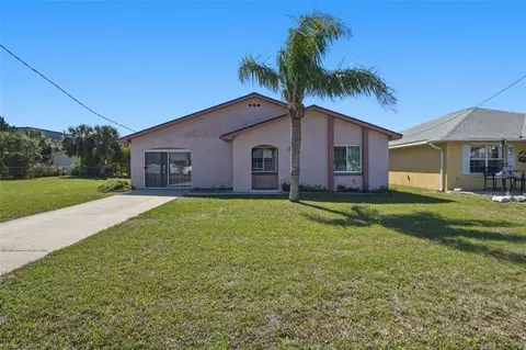 309 N 4th St, Flagler Beach, FL 32136