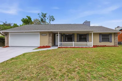 2009 Umbrella Tree Dr, Edgewater, FL 32141