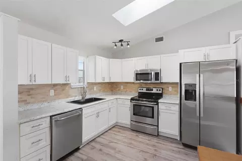Kitchen - 2009 Umbrella Tree Dr, Edgewater, FL 32141 photo 1 of 2