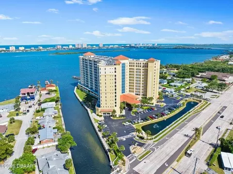 2801 S Ridgewood Ave #712, South Daytona, FL 32119