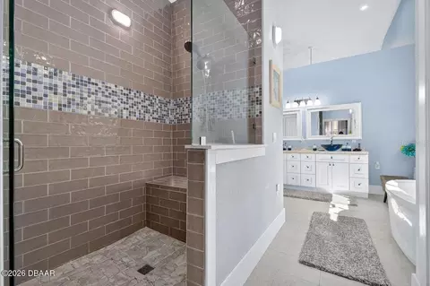 Bath - 108 Conifer Ln, Ormond Beach, FL 32174 photo 3 of 6