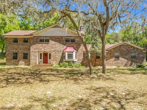 4525 Audubon Ave, De Leon Springs, FL 32130