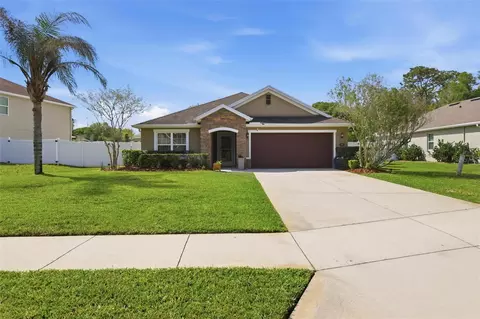 656 Carya Ct, Deland, FL 32724