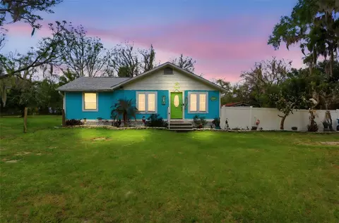 460 Alhambra Ave, De Leon Springs, FL 32130