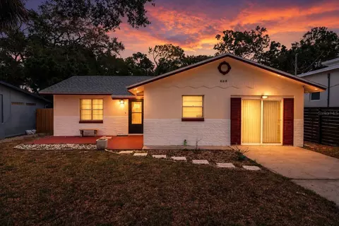 805 E 11th Ave, New Smyrna Beach, FL 32169