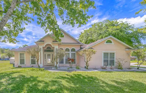 3160 Tiburon Ln, Deltona, FL 32738