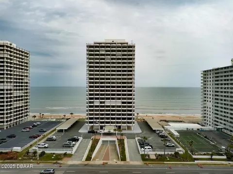 2828 N Atlantic Ave #302, Daytona Beach, FL 32118