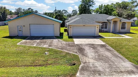 2904 Victory Palm Dr, Edgewater, FL 32141