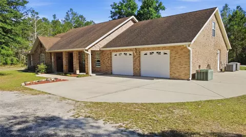 1640 Red Dog Rd, De Leon Springs, FL 32130