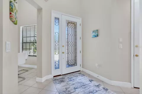 Entry Way - 715 Cobblestone Dr, Ormond Beach, FL 32174 photo 2 of 4