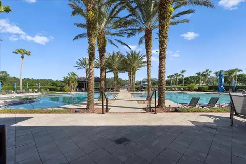 Exterior - 715 Cobblestone Dr, Ormond Beach, FL 32174 photo 13 of 14