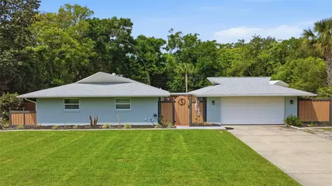 1820 Anchor Ave, Deland, FL 32720