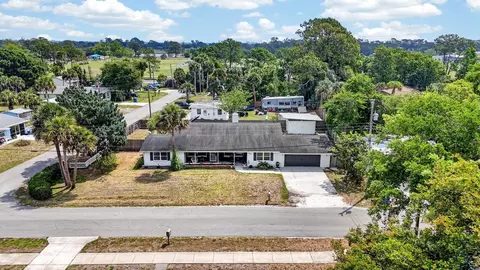 View/Area - 925 Flagler Ave, Edgewater, FL 32132 photo 4 of 5