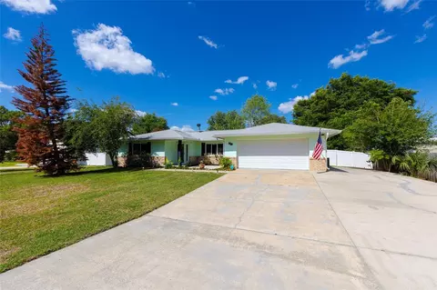 1734 Santiago St, Deland, FL 32720