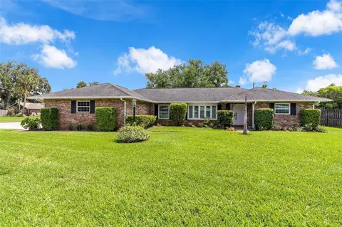 801 Palm Grove Ct, South Daytona, FL 32119