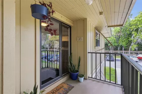 140 Orchid Woods Ct #13B, Deltona, FL 32725