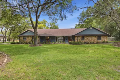 128 W Greentree Ln, Lake Mary, FL 32746