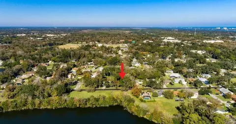 493 Hammock Ln, Ormond Beach, FL 32174