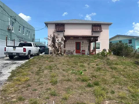 2005 Schulte Ave, Daytona Beach, FL 32118