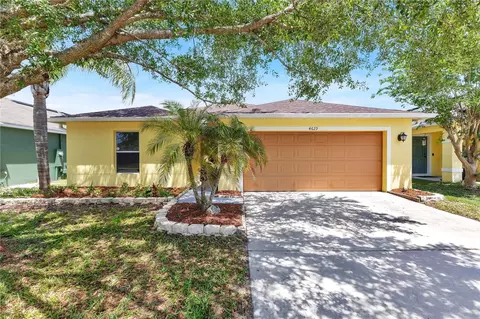 4629 Caverns Dr, Kissimmee, FL 34758