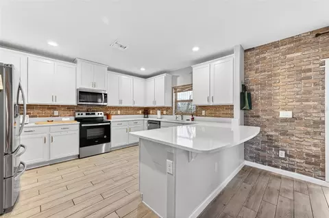 Kitchen - 340 Wiregrass Ave, Melbourne, FL 32904 photo 1 of 5